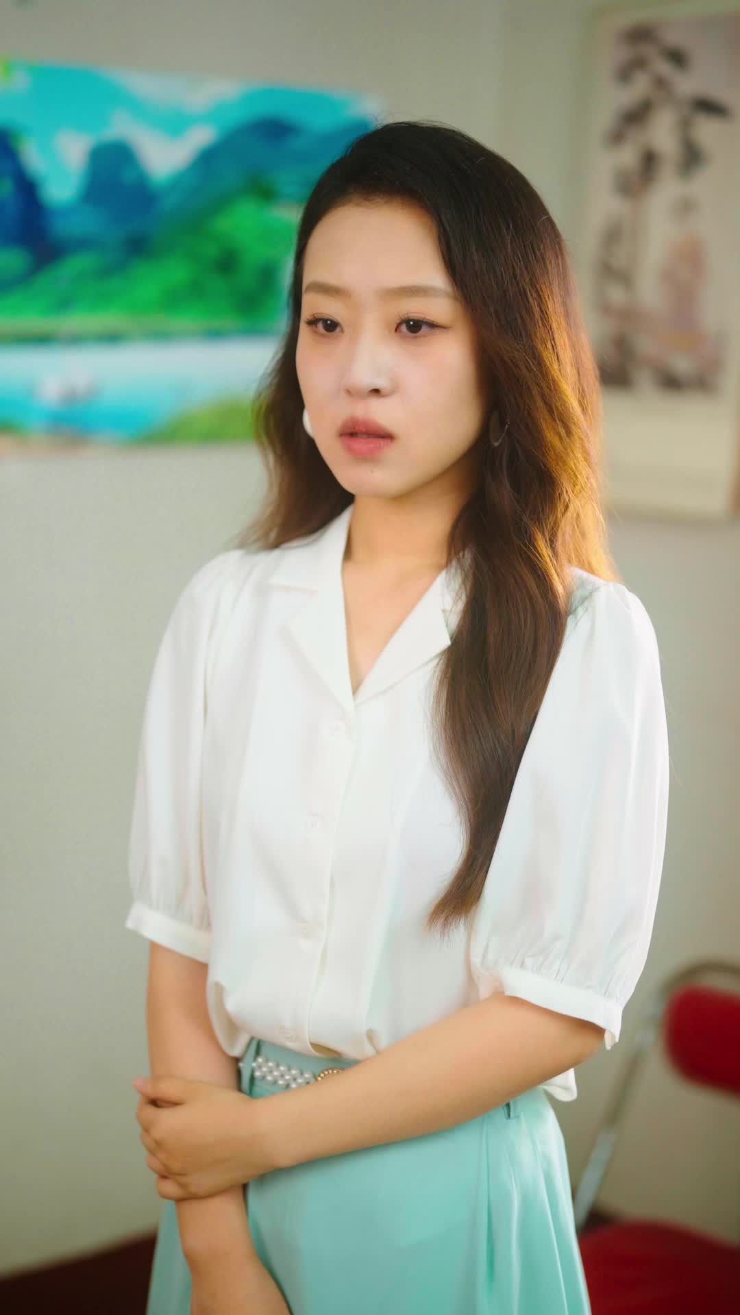 الحلقة 13 - زوجة الثمانينات والضابط العنيد